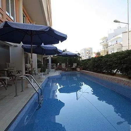 Готель Liberty Rethymno (Crete)